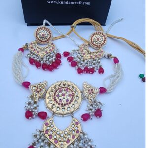 PARTY WEAR DESIGNER'S MADE NECKLACE SET
