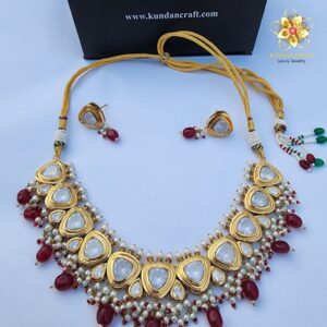 JAIPURI NECKLACE WITH STUDS